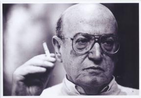 Theo Angelopoulos, portrait.jpg
